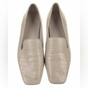 Vince Croc-Embossed Leather Loafers in Light Beige size 8